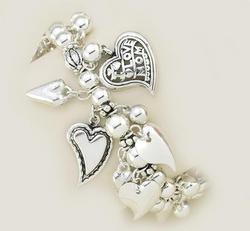 BR148: Silver Heart Charm Stretch Bracelet