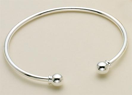 BR100S: Silver Bracelet Charm Holder
