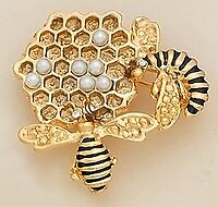 PA02: Beehive Add A Pearl Pin in Gold or Silver