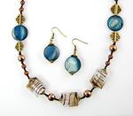 SNT131: Moreno Glass & Mother of Pearl Beaded Set