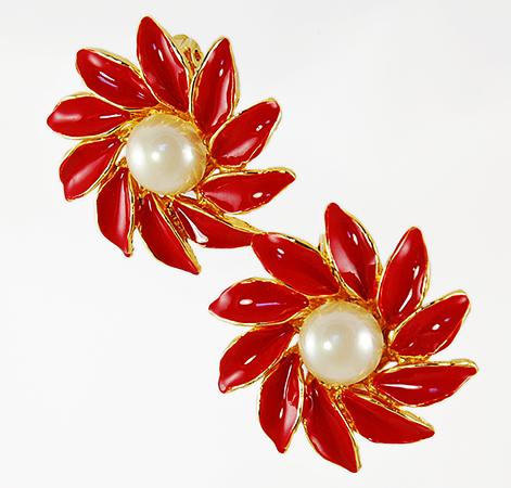 XM31: Red Poinsettia Holiday Earrings
