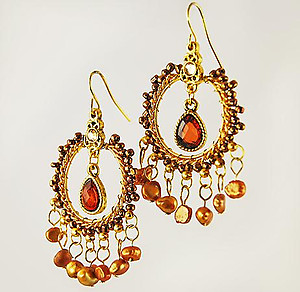 EA485: Dark Topaz Exotic Crystsal & Pearl Beaded Earrings