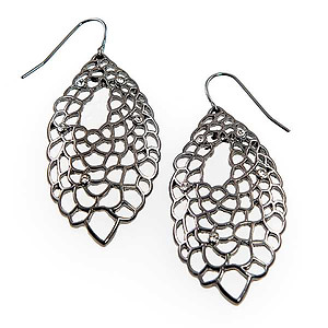 EA718: Delicate Leaf Inspired Earrings