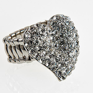 RA133: Silver Heart Cluster Ring