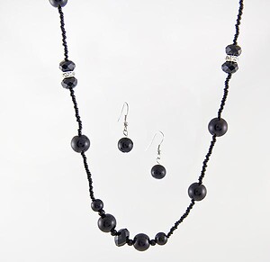 SN208BK: Pearl & Crystal Set (Black or White/Clear)