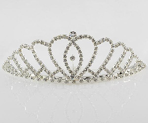 TR21: Deluxe Heart Tiara