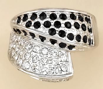 RA82: Jet & Diamond Crystal Ring