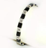 NC52: Jet & Diamond Crystal Bracelet