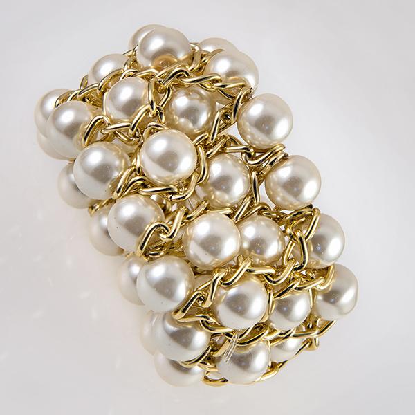 BR314: Exotic White or Black Pearl and Gold Bracelet