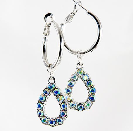 EA564: Elegant Doorknocker Crystal Earrings