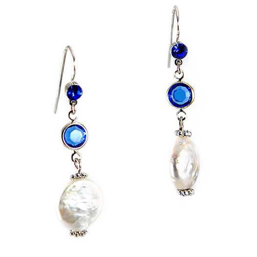 EA707: Crystal and Freshwater Pearl Earrings