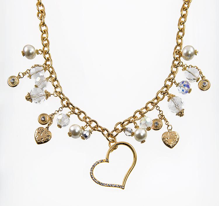 SN303: Heart Treasure Necklace in a Gold tone finish 