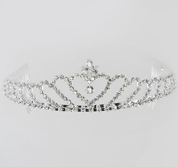 TR22: Delicate Crystal Heart Tiara