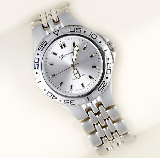 WA85: Silver Men's Watch